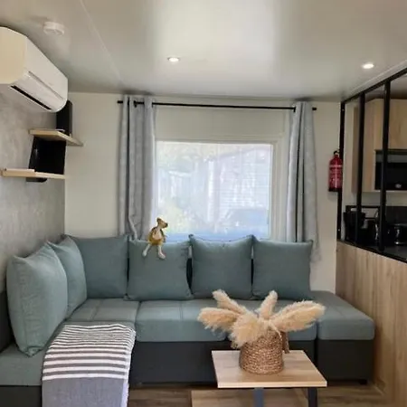 Camping Mobile Cap-ferret